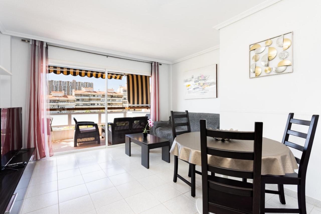 Black And White Apartment Free Wifi Лос Кристианос Экстерьер фото