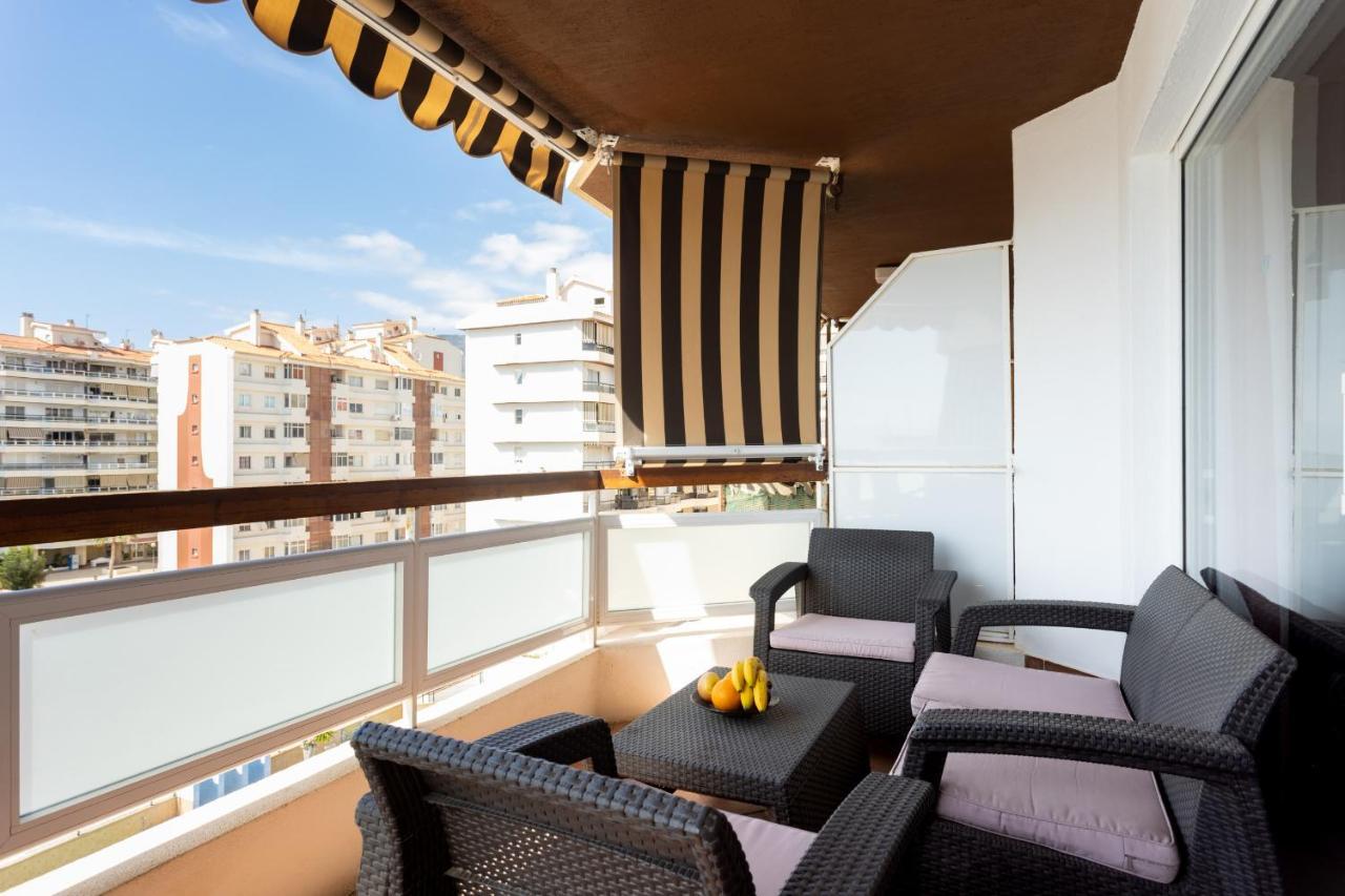 Black And White Apartment Free Wifi Лос Кристианос Экстерьер фото